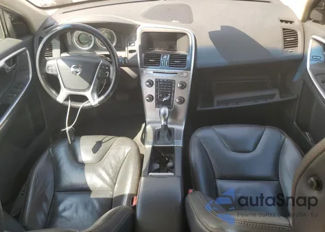 2013 Volvo Xc60 T6 z USA, uszkodzony, nr VIN YV4902DZ3D2435789